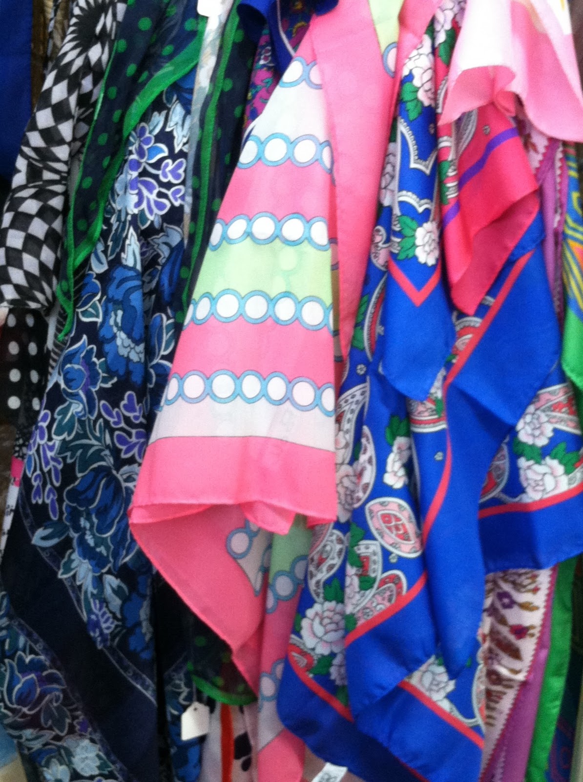 Somewhere In Time Antiques Shop: THE ULTIMATE SCARF BLOG & WHERE TO ...