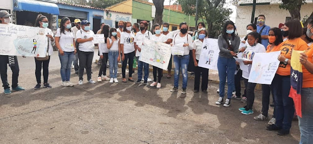 MUJERES CAROREÑAS SE UNIERON PARA ALZAR LA VOZ MUJERES CAROREÑAS SE UNIERON PARA ALZAR LA VOZ