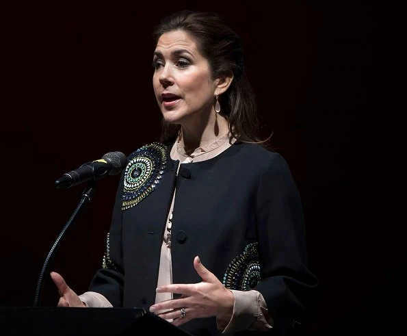 Crown Princess Mary wore YDE Coat from Spring Summer 2016. Crown Princess Mary, Prime Minister Lars Løkke Rasmussen and Bent Hansen