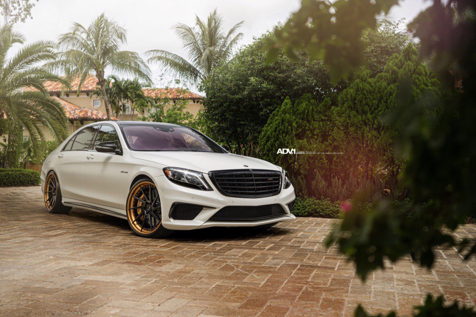 C63s 4door AMG Night