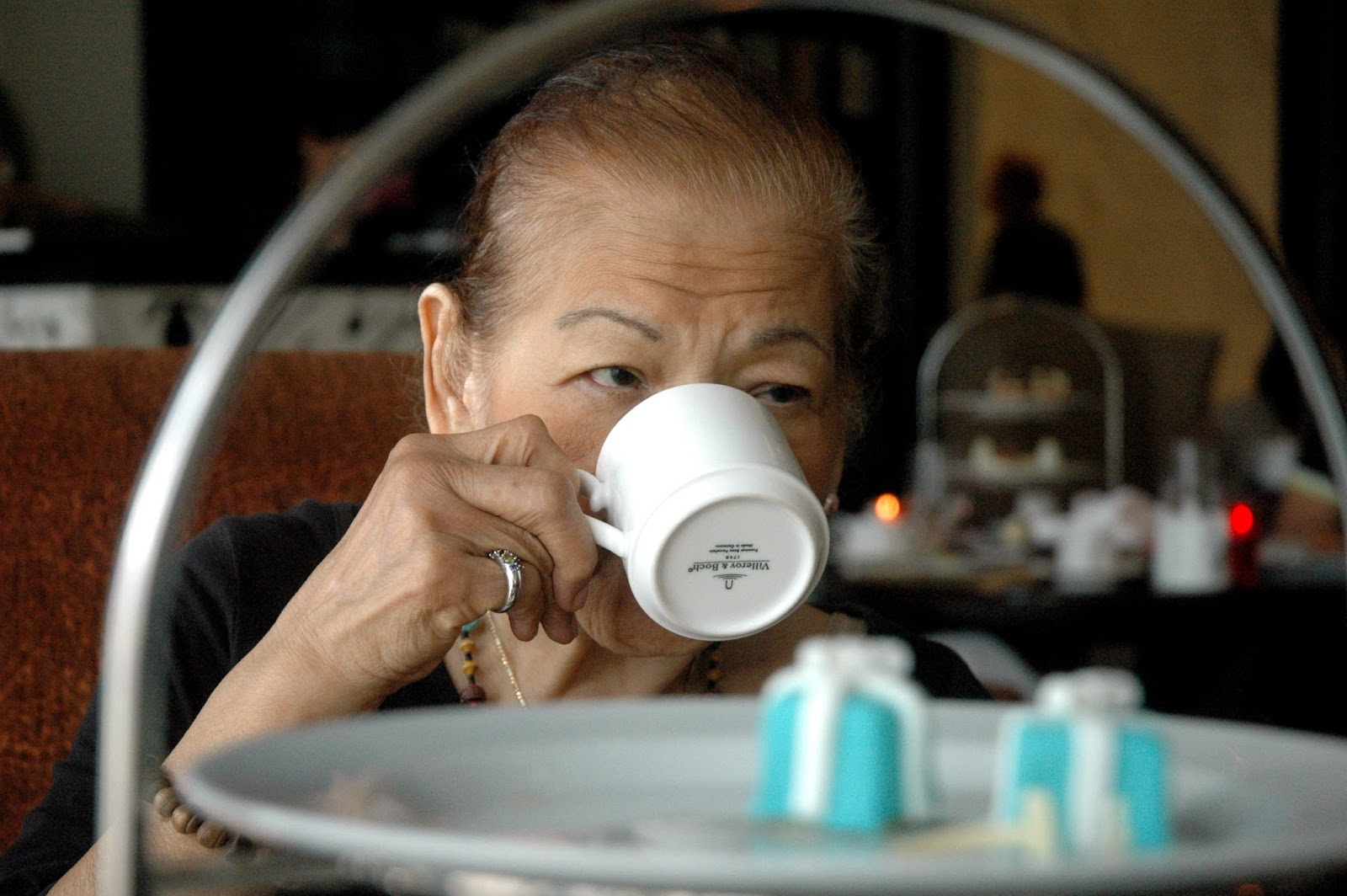 DUDE FOR FOOD Breakfast at Tiffany's? Make That Afternoon Tea at