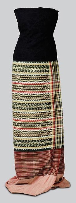 FolkCostume&Embroidery: Burmese Costume and Luntaya Acheik