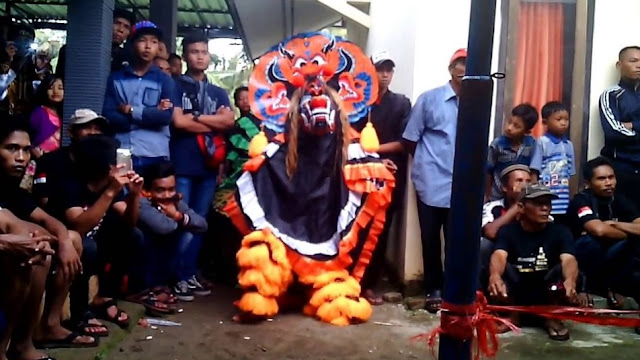 kesenian desa ngadirojo sooko ponorogo