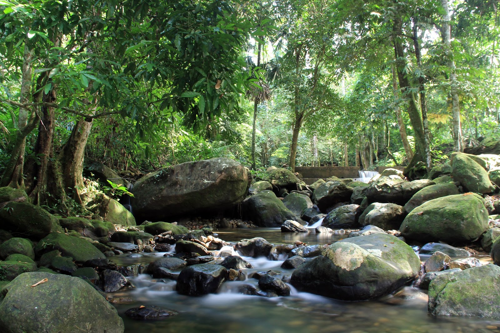 Air Terjun Titi Hayun