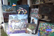 Lukisan Berbahan Sampah Rumah Tangga Berharga Jutaan Rupiah
