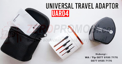 Barang promosi Universal Travel Adapter UAR04 + Pouch, Power Converter Adaptor, steker listrik, souvenir travel adapter, Travel Adapter UAR04 Sudah termasuk packaging pouch kain warna hitam