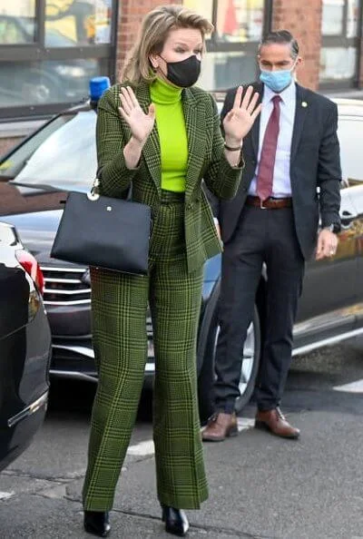 Queen Mathilde wore a green checked blazer and trousers from Natan