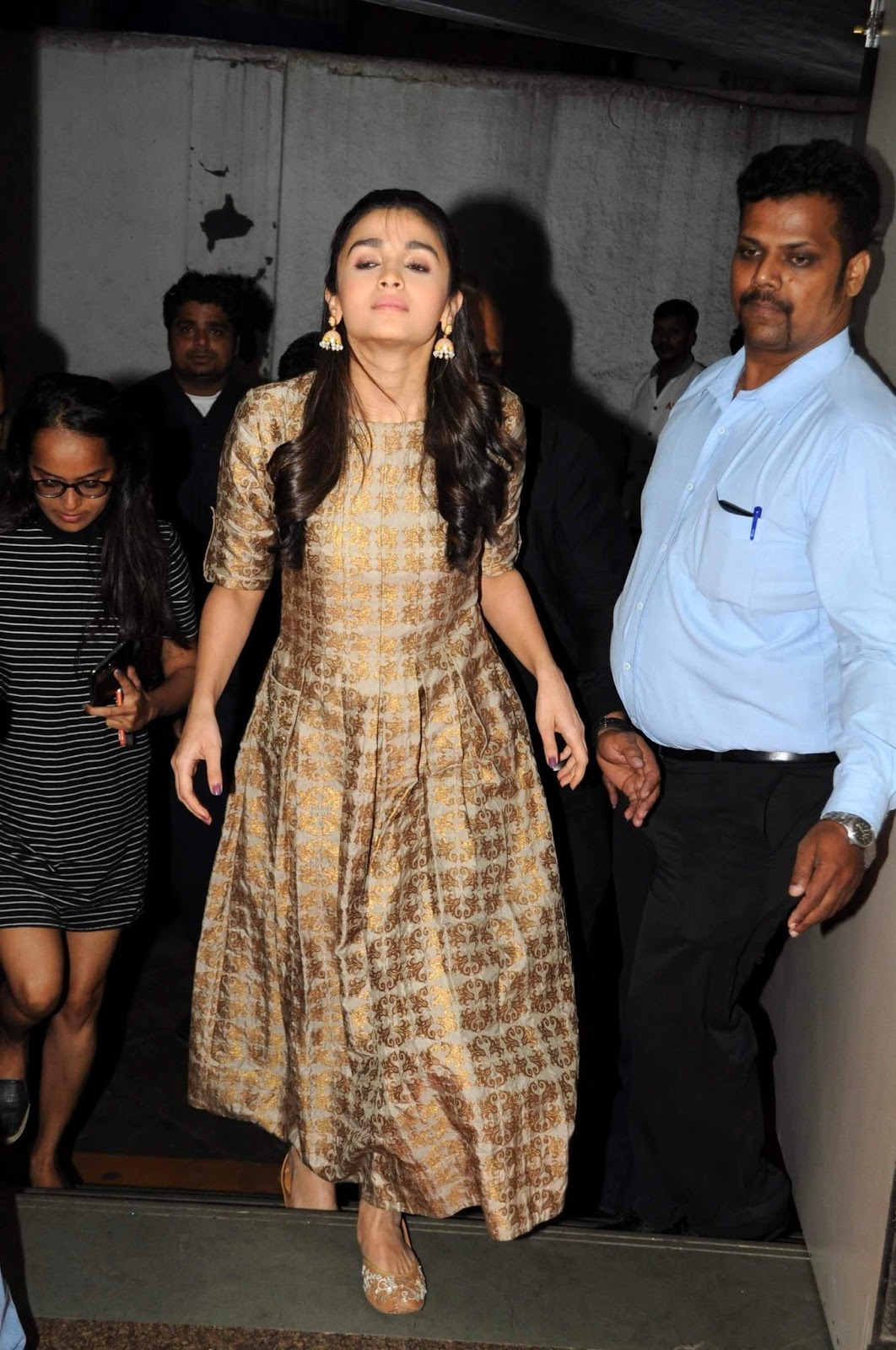 Alia Bhatt Looks Gorgeous At The Annual Central Excise Day Celebration in Mumbai