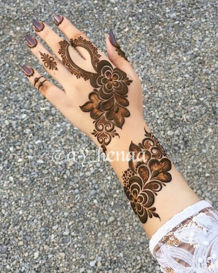 Top mehndi designs for Eid, Eid henna mehndi designs
