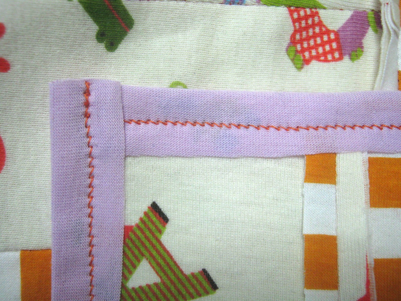 Beeinspired Jersey knit baby quilt tutorial