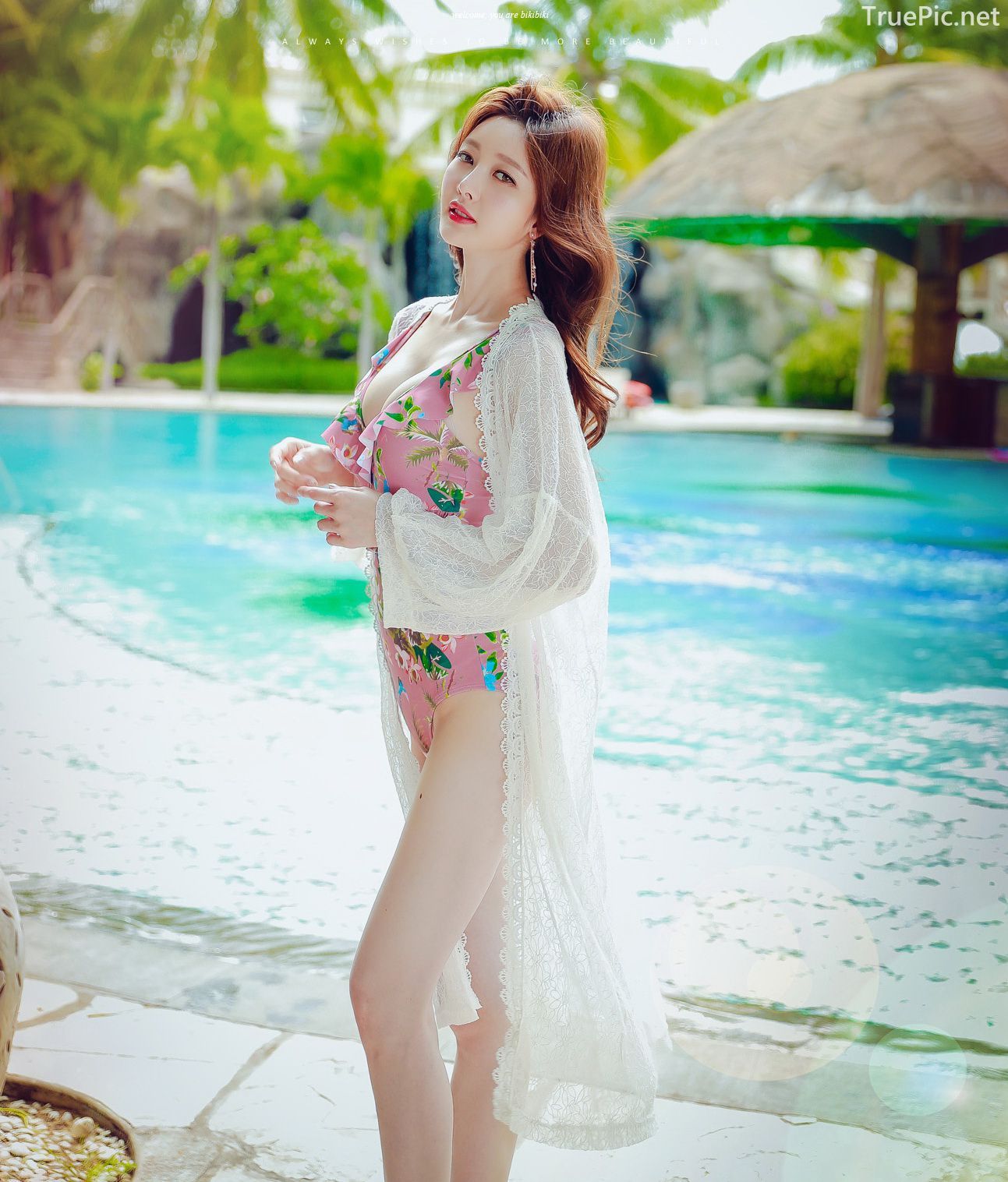 Korean lingerie queen model - Kim Hee Jeong - Floral Pink Swimsuit - Picture 13