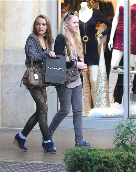 Weekend lily. лилли депп и the weeknd. Weekend lily. Weekend lily. Weekend lily.