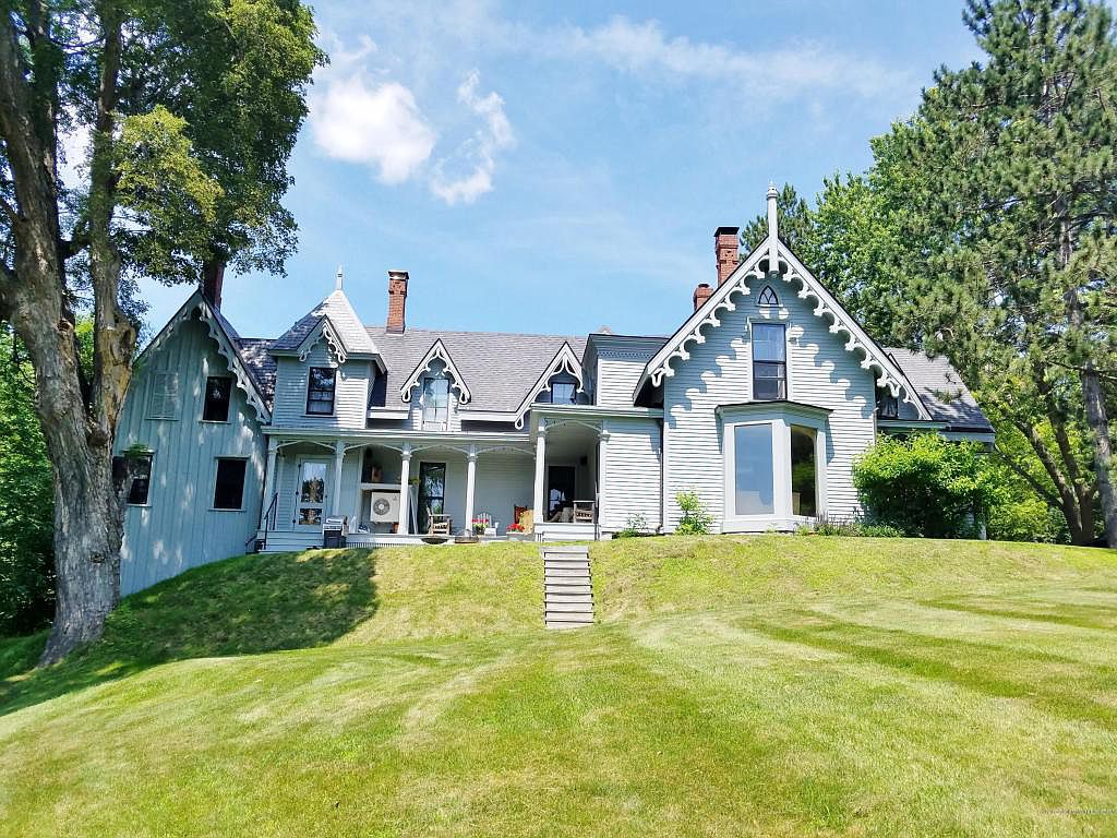 Sweet House Dreams Godfrey Estate/Cliff Cottage, 1847 Gothic Revival