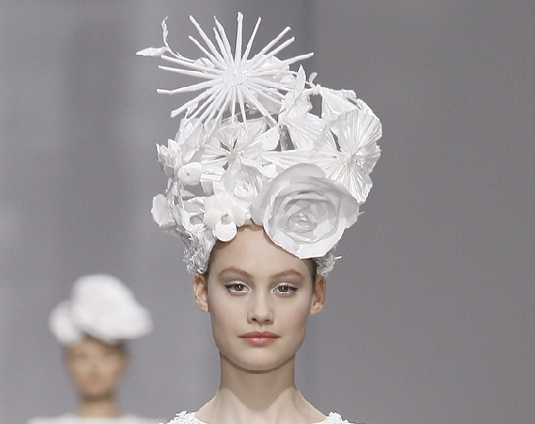 Paper fashion dresses | Futuristic style - Karl Lagerfeld 