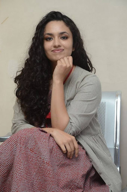 Actress Malavika Nair Latest Cute Photos 2