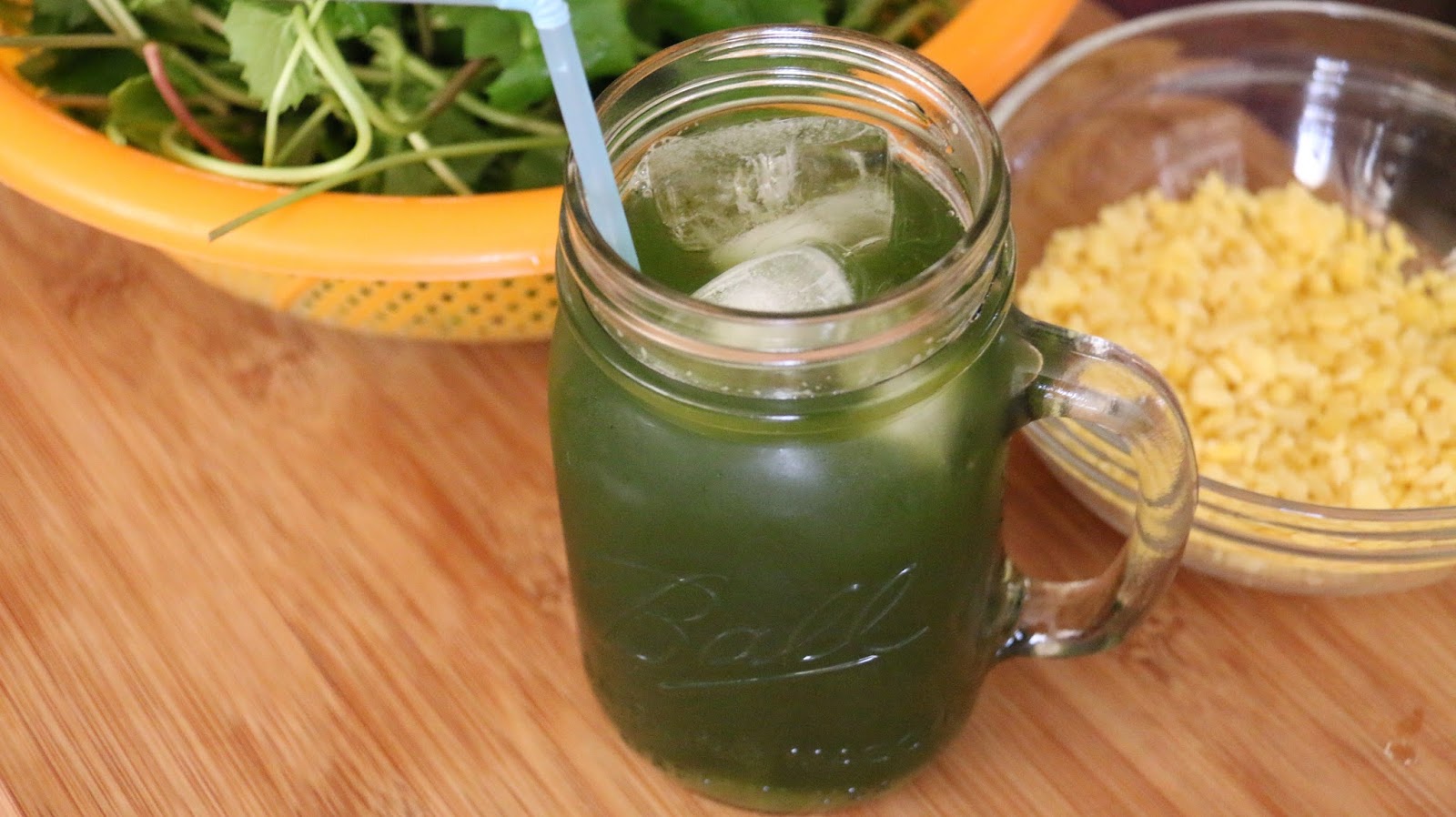 Boriville Nuoc Rau Ma Dau Xanh (Pennywort with Mung Bean Drink) Recipe