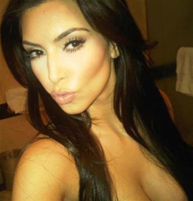 Kim Kardashian Twitter Pictures ~ Hollywood And BollyWood Entertainment