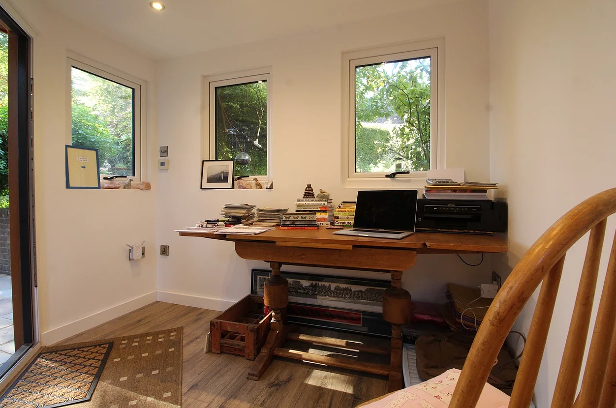 Shedworking Unusual shape garden office