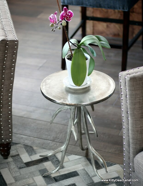 antler end table