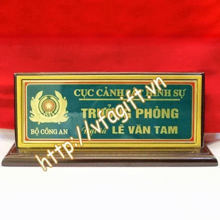 noi lam bang danh vinoi lam bien ten de banban bien ten giam doc