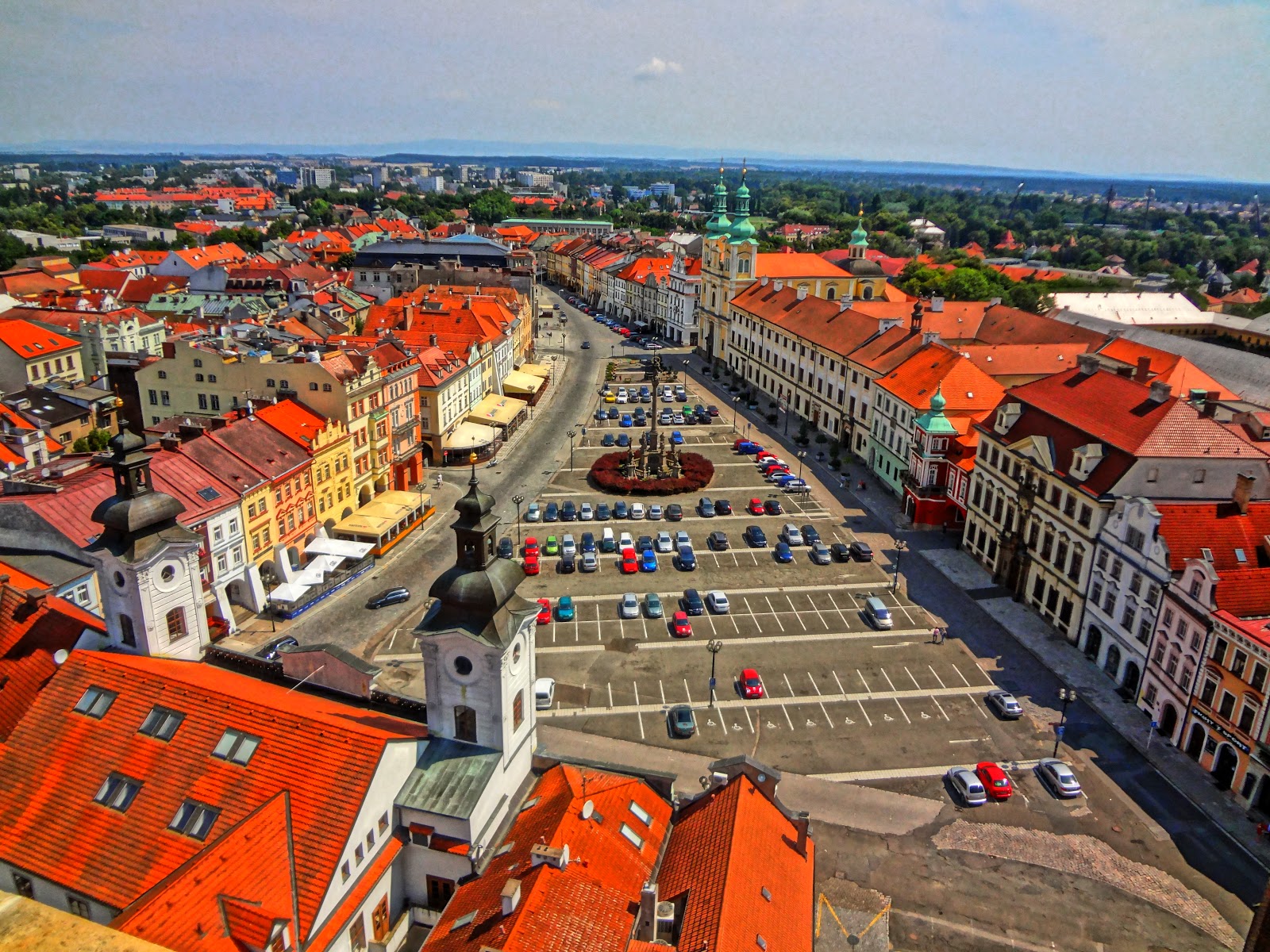 Byt či dům? Město nebo vesnice?