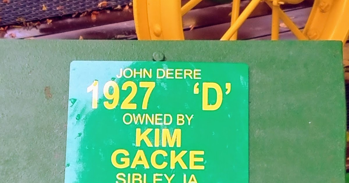 History and Culture by Bicycle Spencer, Iowa 2017 Clay County Fair, 1927 John Deere 'D