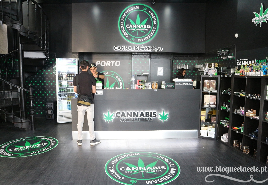 Cannabis Store Amsterdam Cannabis Store Amsterdam + cannabis em Portugal sim ou não + a favor ou contra+ loja de cannabis + erva + doces de cannabis + blogue português de casal + telma e pedro + ela e ele + ele e ela + porto + braga