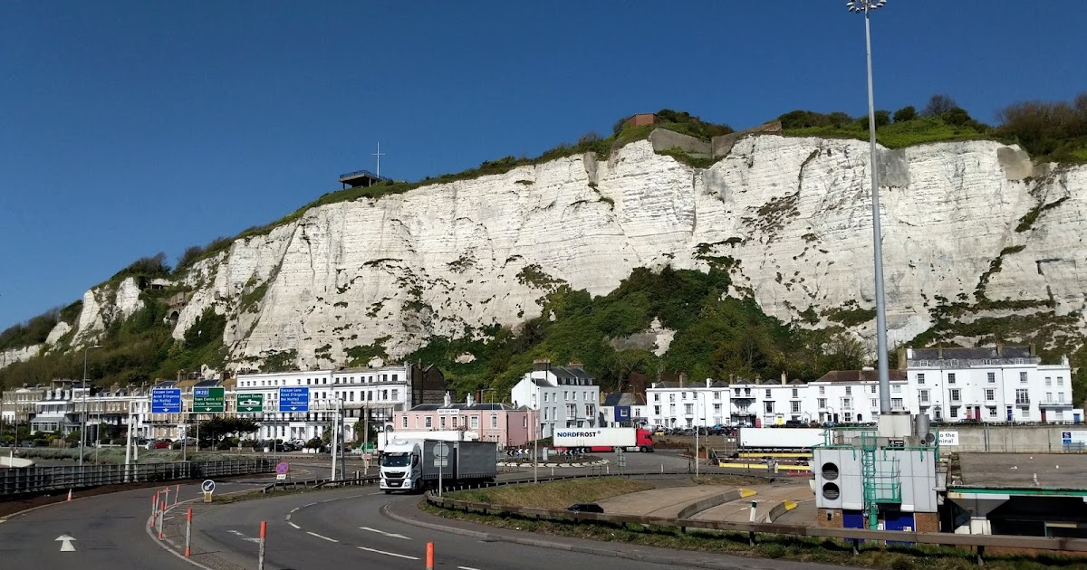 Dover Coronavirus Lockdown Blog UK: Panorama of the White Cliffs below ...