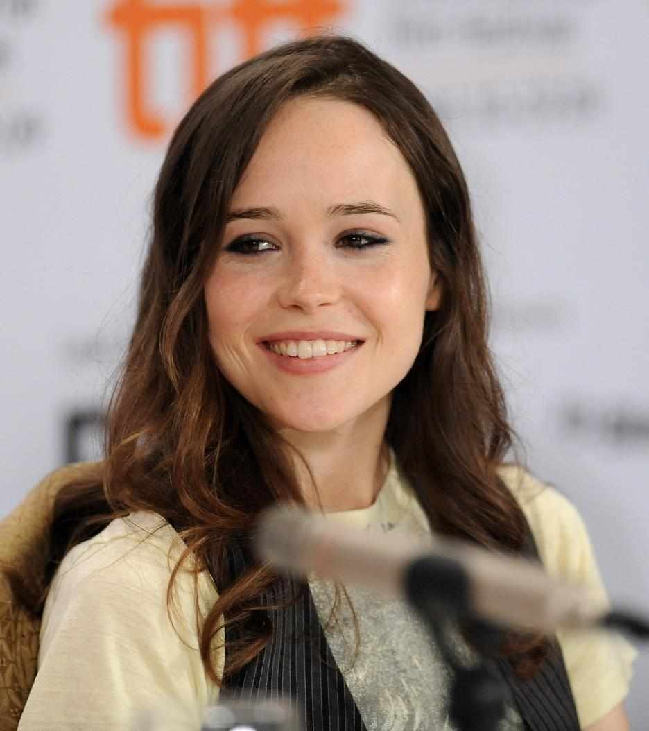The UK Premiere of Inception Ellen Page | Fun Maza New