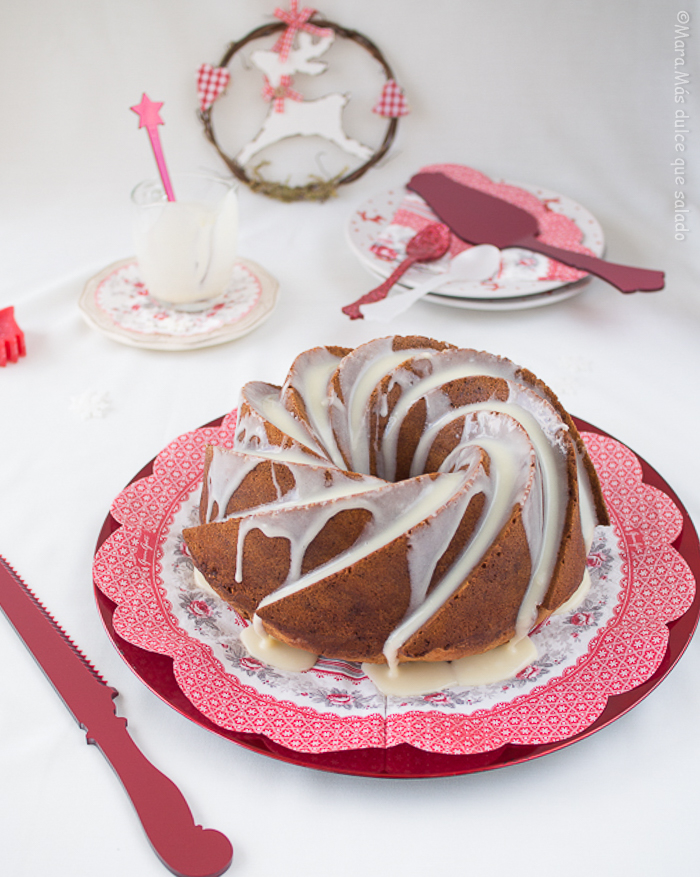 Bundt Cake de turrón de chocolate blanco