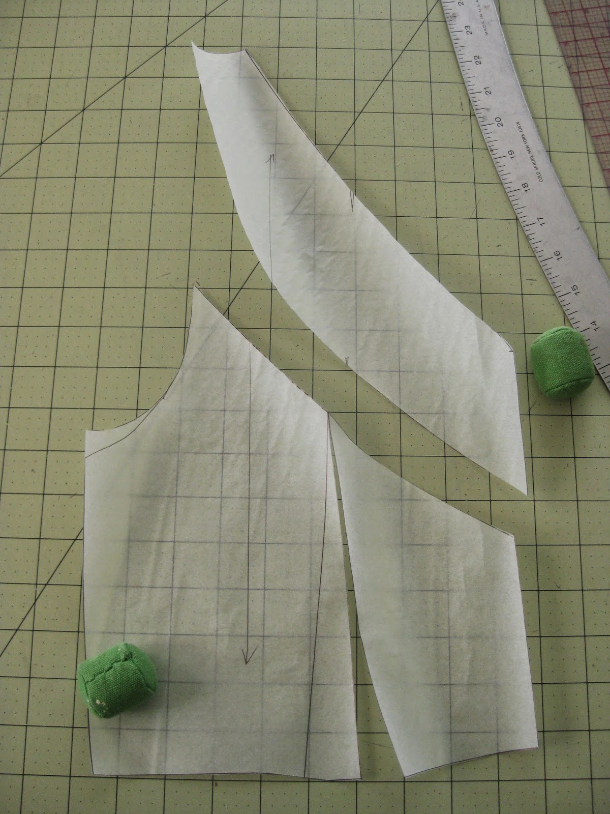 Handmade By Heather B: How to Draft a Bodice with a Diagonal Princess Line