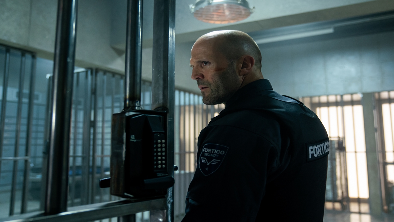 Jason Statham está em busca de vingança no trailer de 'Infiltrado' Jason Statham está em busca de vingança no trailer de 'Infiltrado'