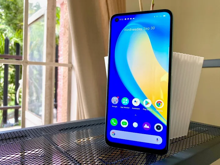 realme 7 review display