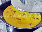 acoperim omleta taraneasca cu un capac - preparare reteta