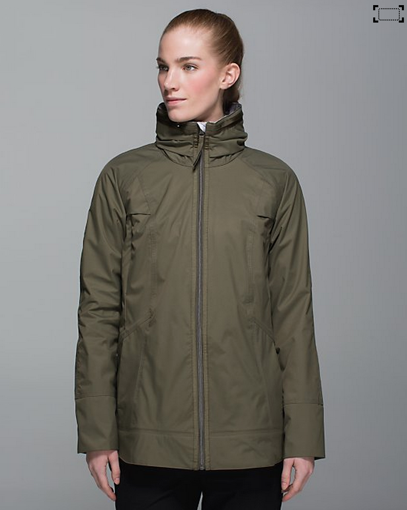 http://www.anrdoezrs.net/links/7680158/type/dlg/http://shop.lululemon.com/products/clothes-accessories/women-outerwear/Fo-Drizzle-Jacket?cc=8903&skuId=3530598&catId=women-outerwear