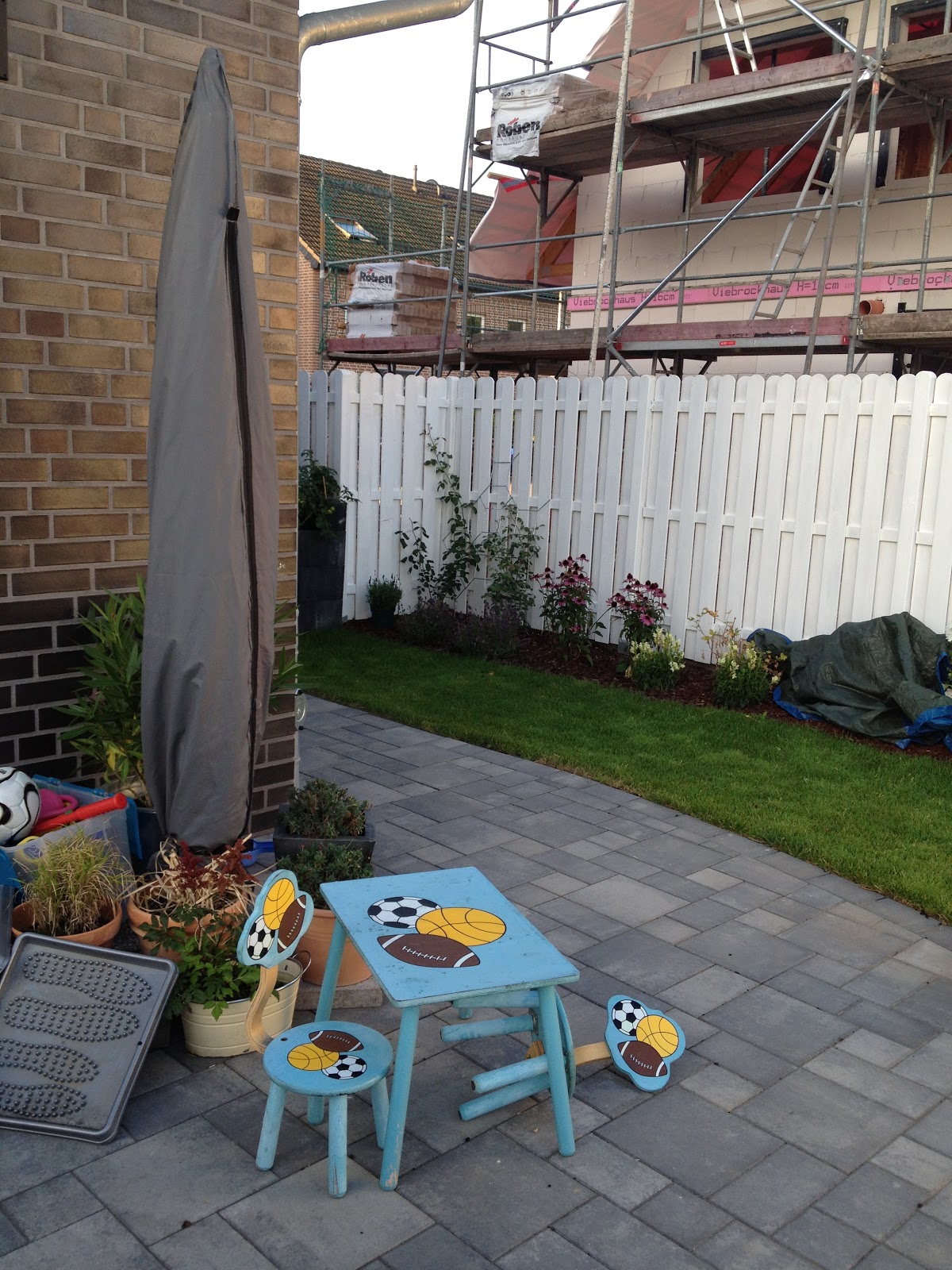 Familie-SD-im-Nestbautrieb: 2012