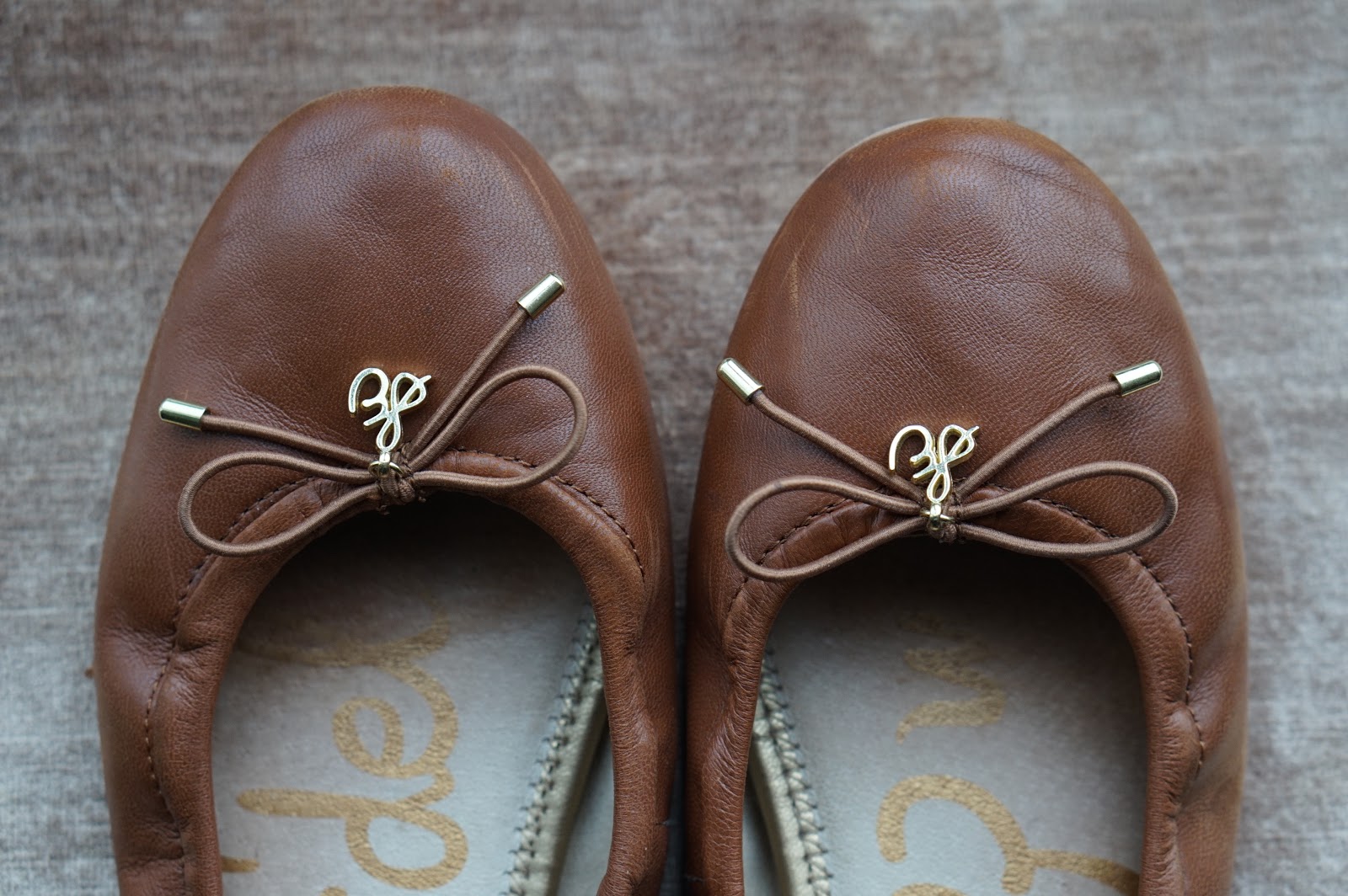 sam edelman felicia flat saddle
