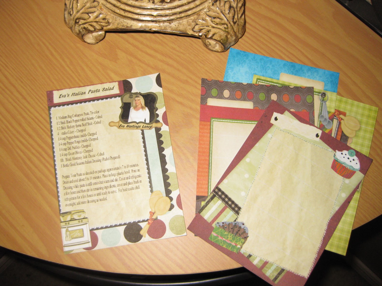 Eva's Scraps N' Cards Homemade Recipe Box & Cards