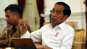Jokowi Sebut Lebih Baik Pakai HP Ketimbang Studi Banding ke Luar Negeri, Fahri: Kritik Kabinet Sendiri