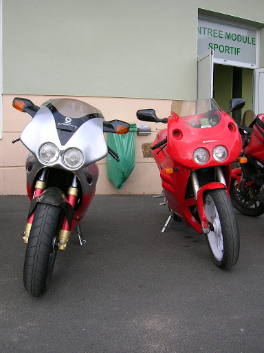 Barigo Onixa and Bimota BB1