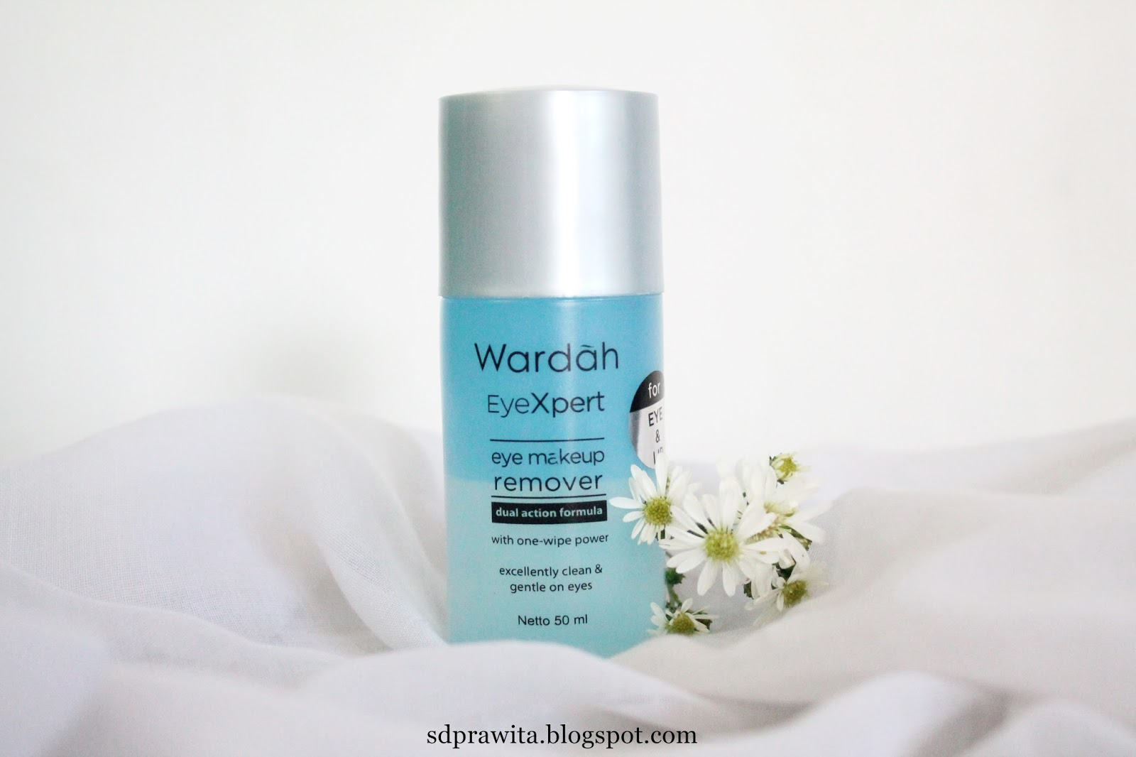 Review Wardah EyeXpert Eye Makeup Remover FIRADWIP