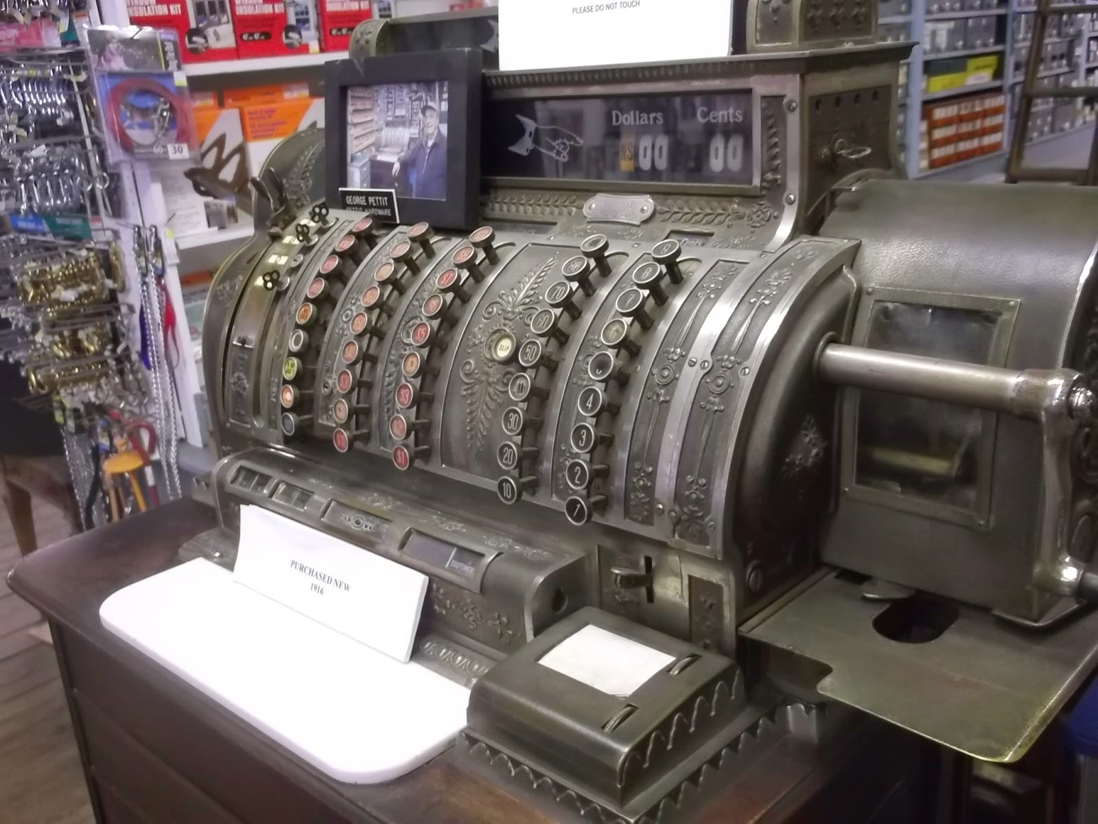 Eaton Rapids Joe Pettit's Hardware