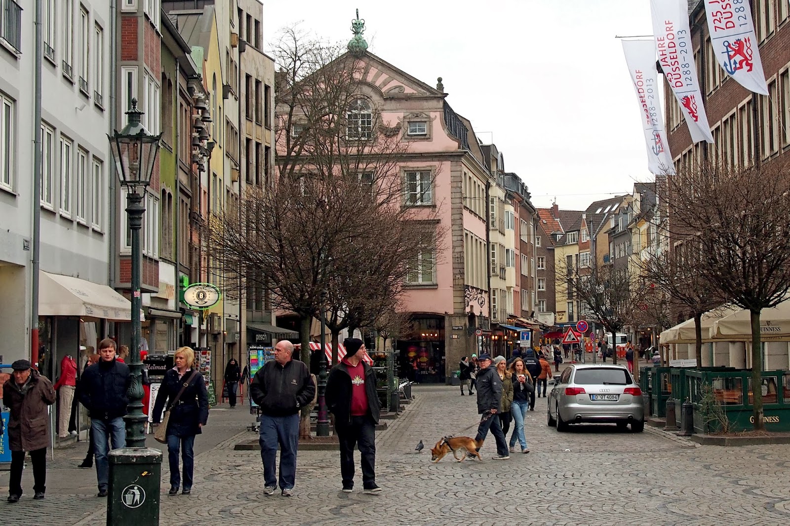 дюссельдорф германия. дюссельдорф население. город дюссельдорф население. дюссельдорф германия. дюссельдорф пьяные дома.