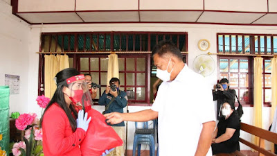 Pemprov Sulut Kembali Salurkan Paket Sembako di Minahasa