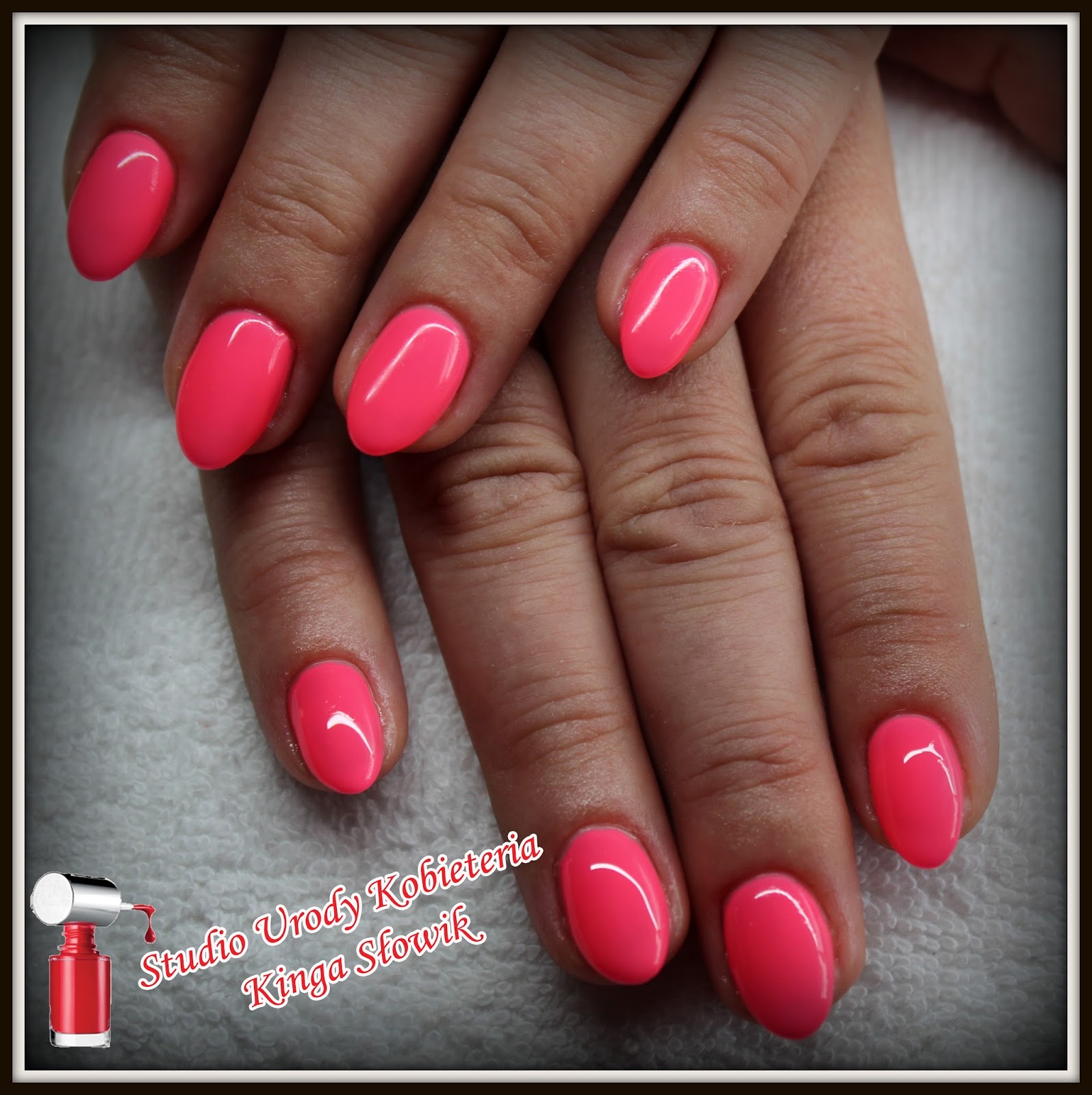 Studio Urody Kobieteria Kinga Slowik Neonowy Roz Paznokcie Zelowe