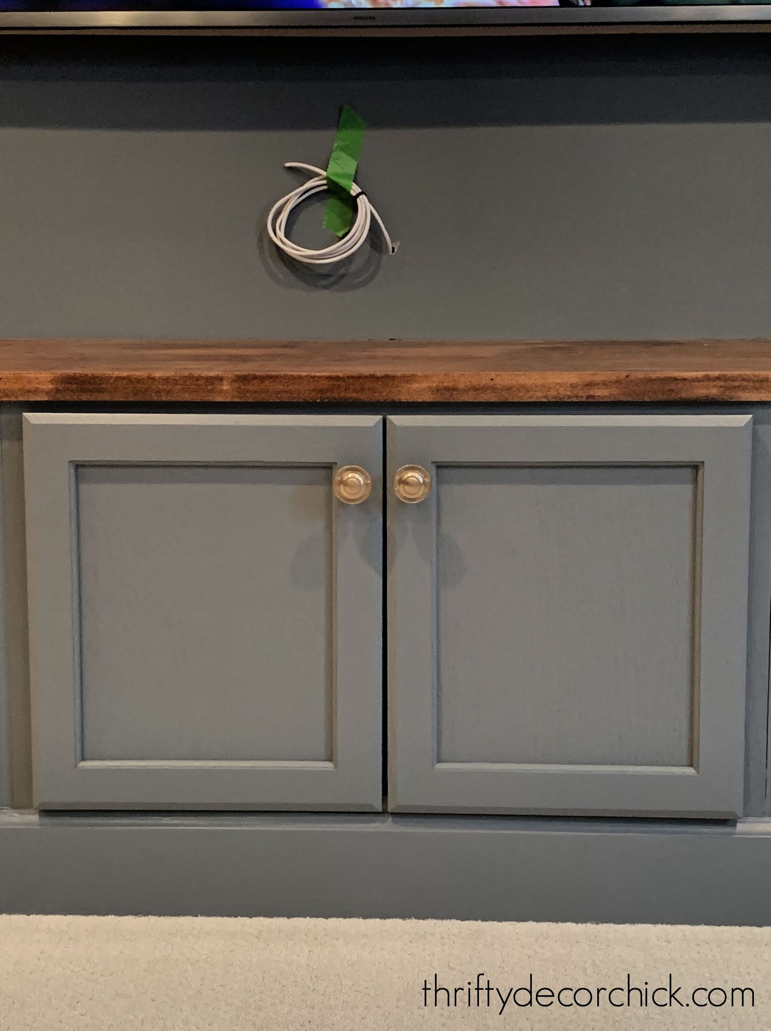 How to Install Hardware the Easy Way Thrifty Decor Chick