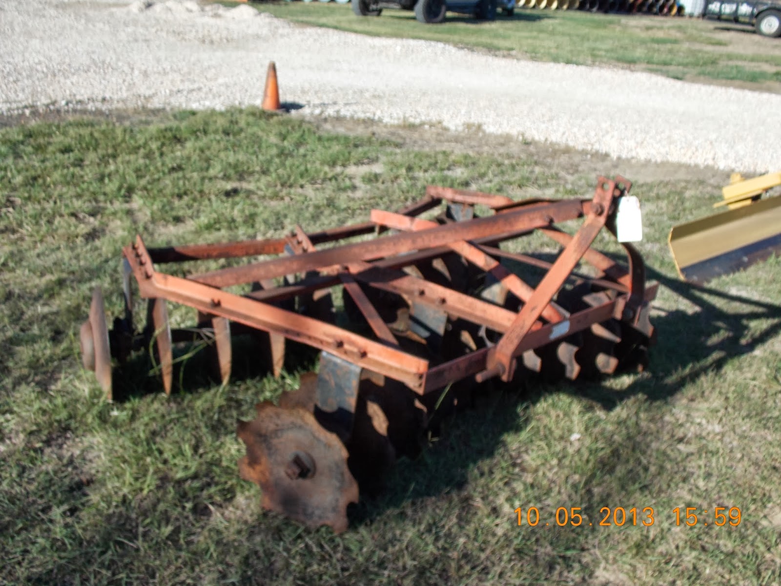 parking-zone-82-6-tractor-disc-harrow-used-499