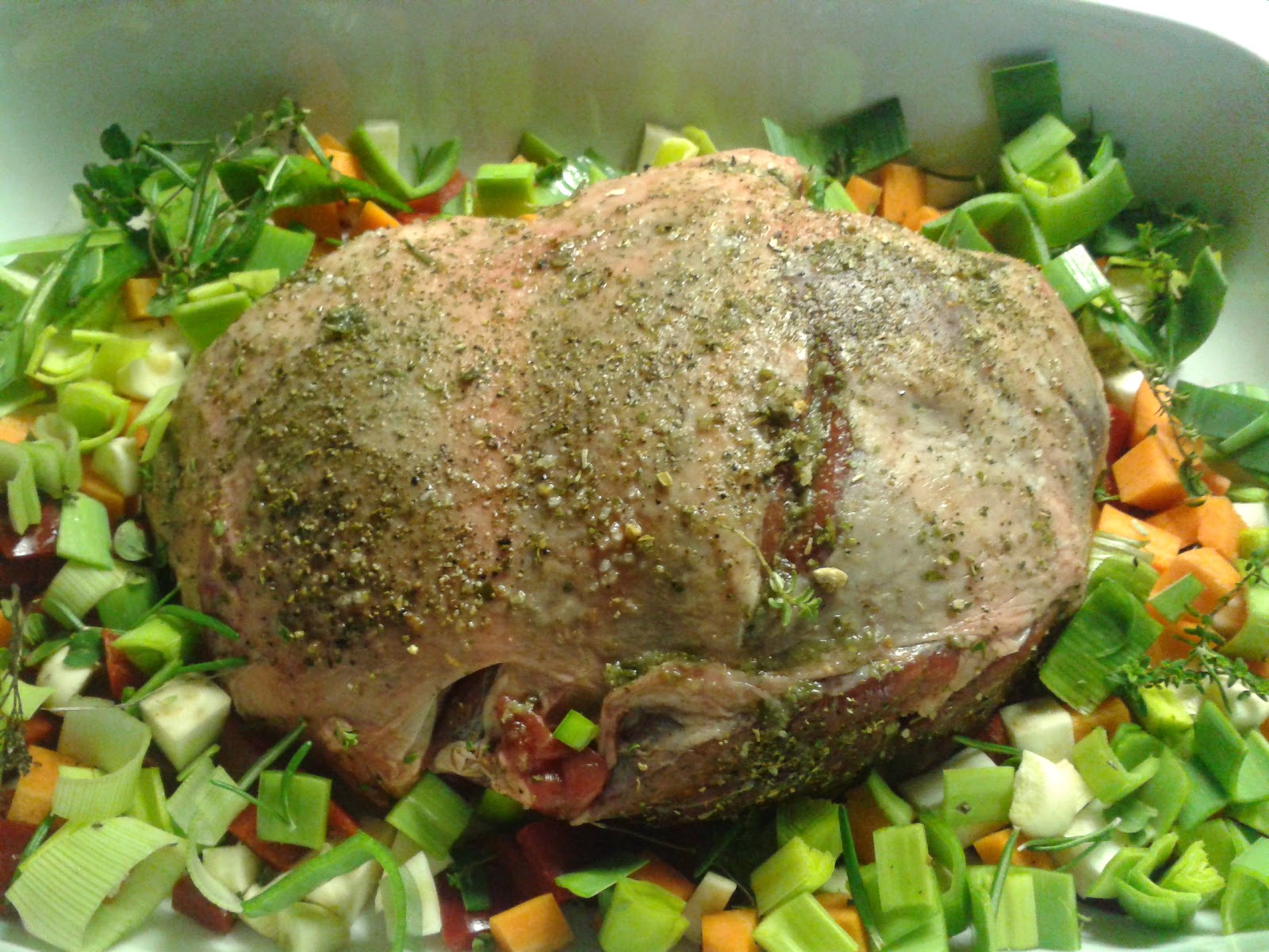 Biancas Just Cook: Geschmorte Lammkeule in einer Tomaten-Rotweinsauce ... Biancas Just Cook: Geschmorte Lammkeule in einer Tomaten-Rotweinsauce ...