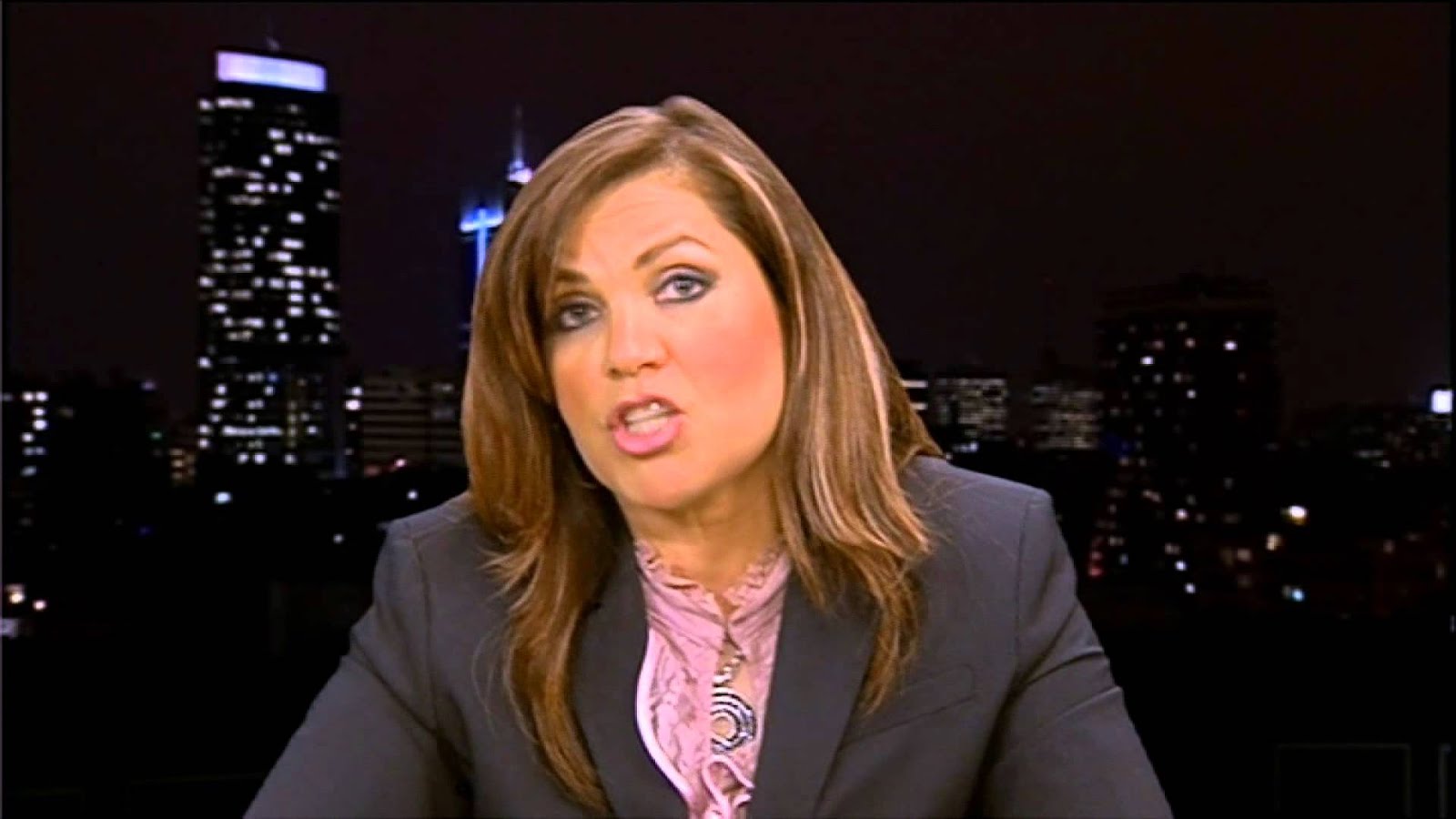 عـــاجل اغلاق الصفحة الرسمية للاعلامية آيات عرابي نهائيا تحيا مصر نت