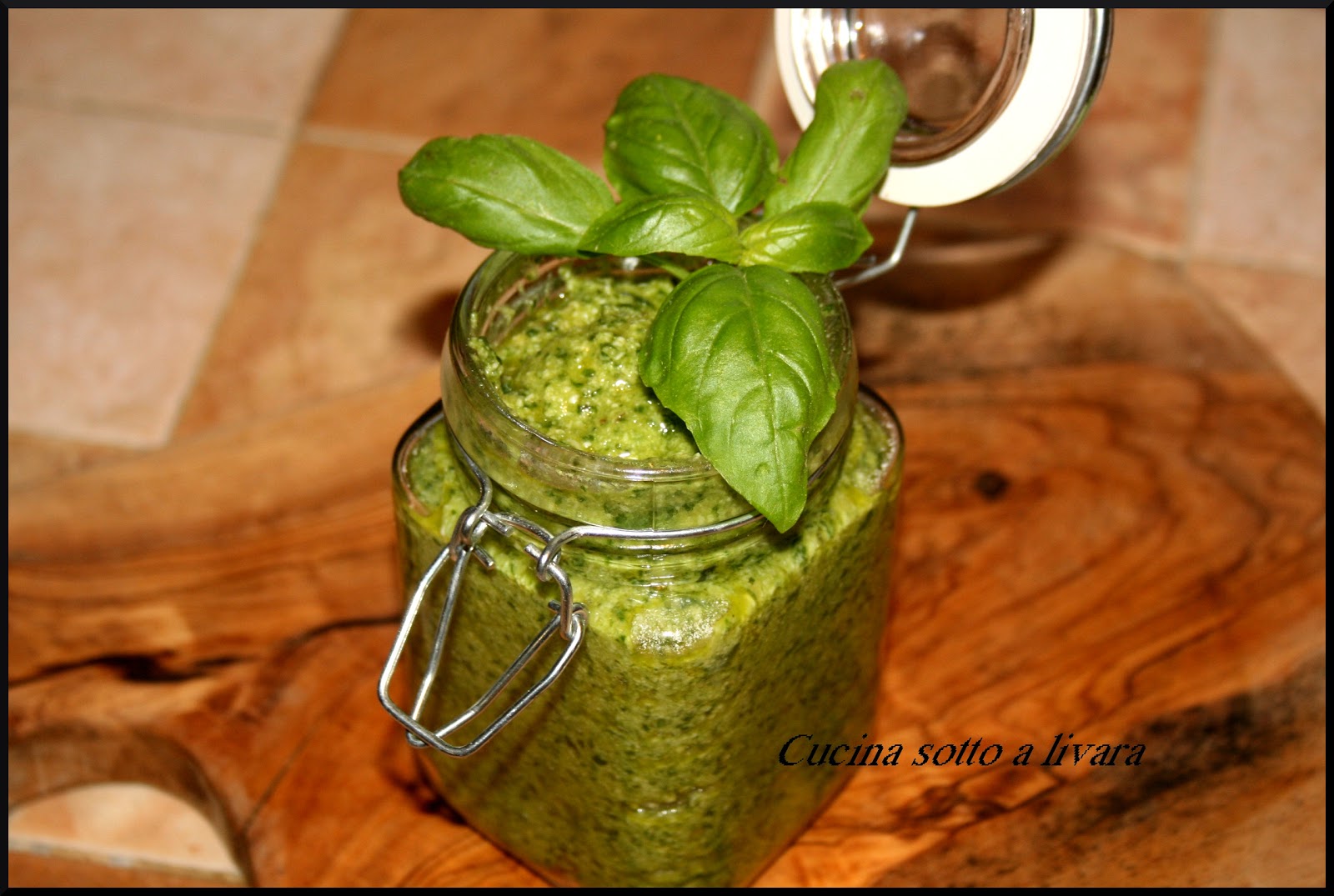 PESTO ALLA LIGURE CUCINA SOTTO A LIVARA